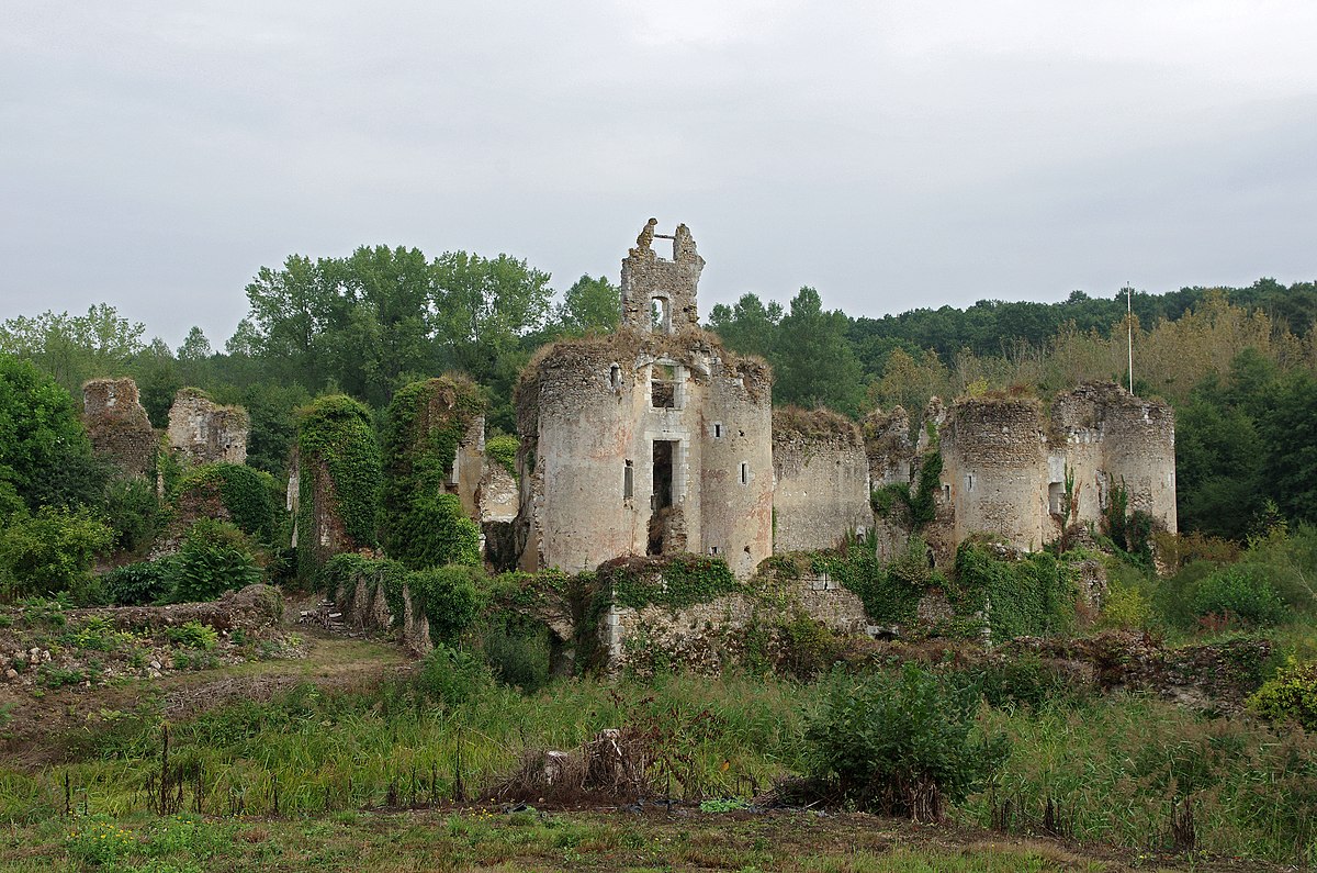 Château abandonné en Centre-Val de Loire