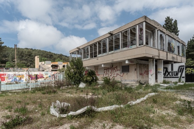 Dilapidated abandoned building in Marseille